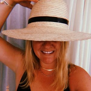 Meet your Posher, Lady